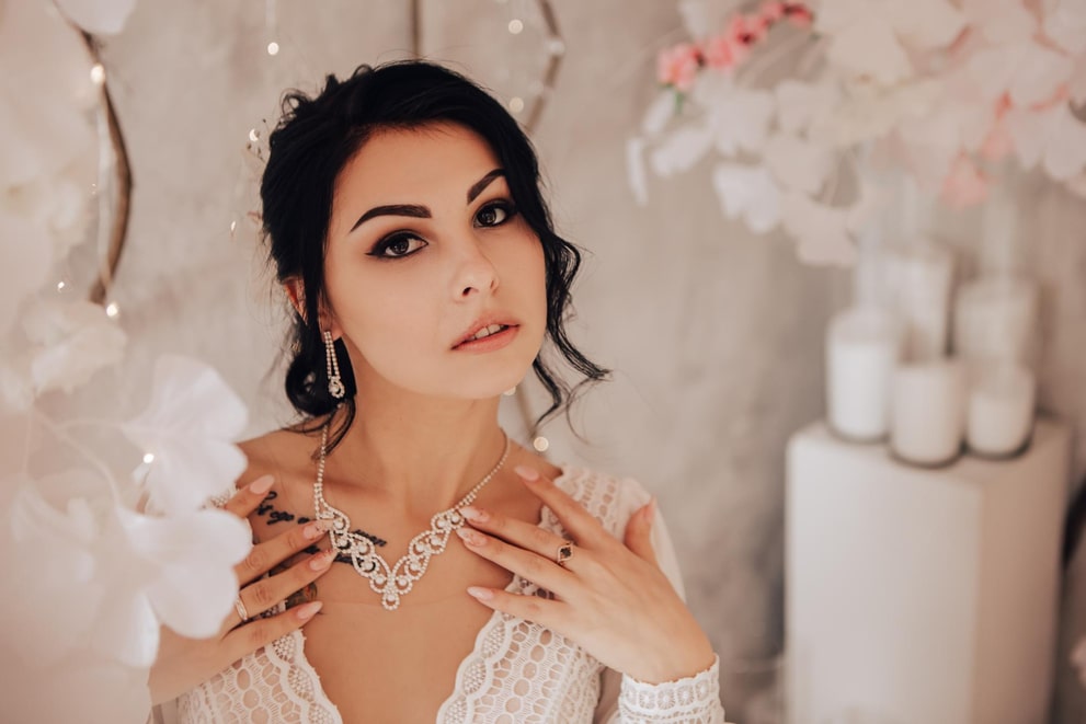 3 Bridal Jewellery Styling Inspirations for 2023