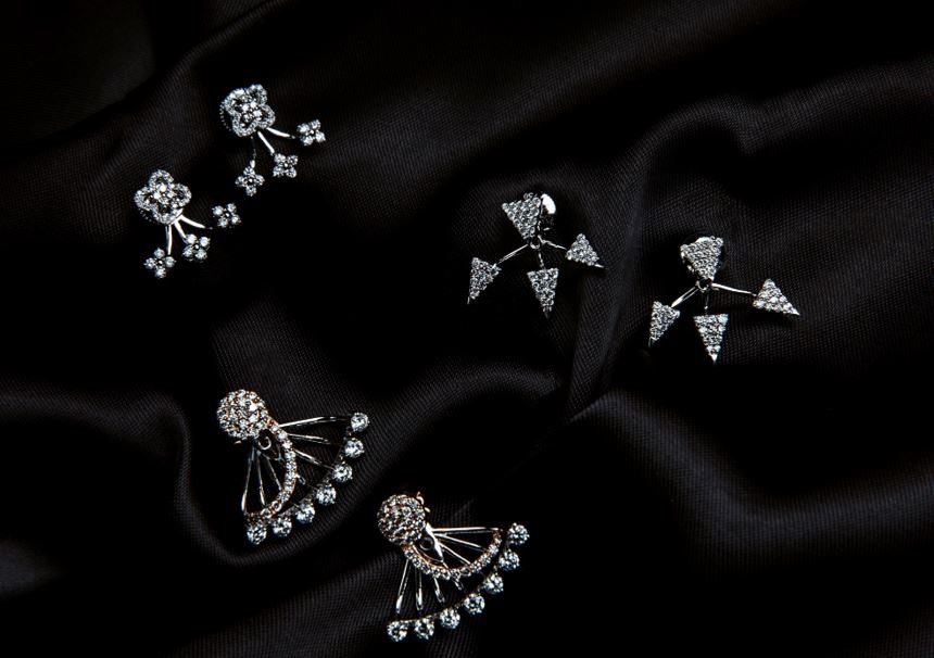 Stud Earrings in Skagway: What Tourists Should Know Before Buying